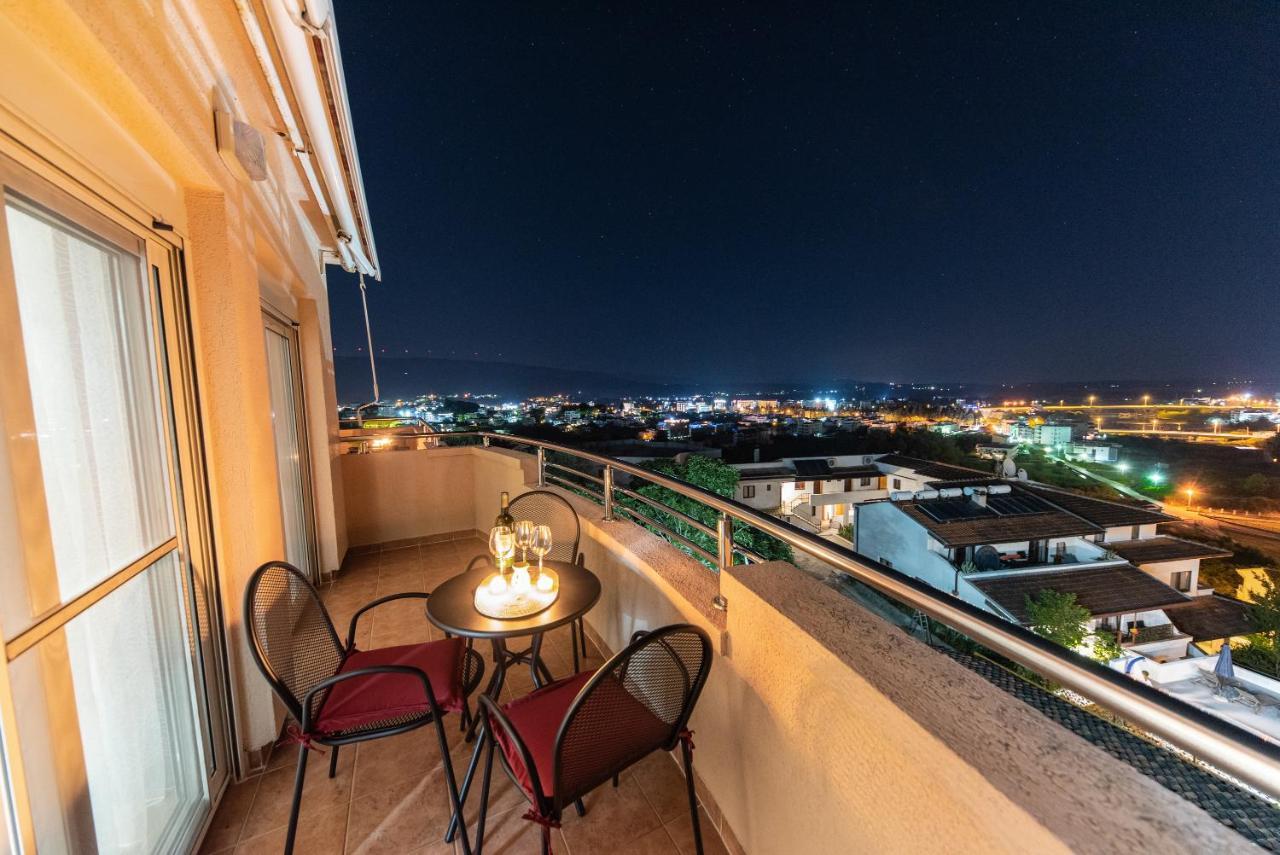 Apartments Villa Egzon อุลซิน ภายนอก รูปภาพ