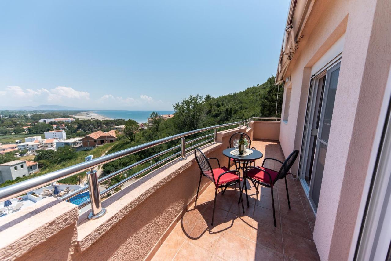 Apartments Villa Egzon อุลซิน ภายนอก รูปภาพ