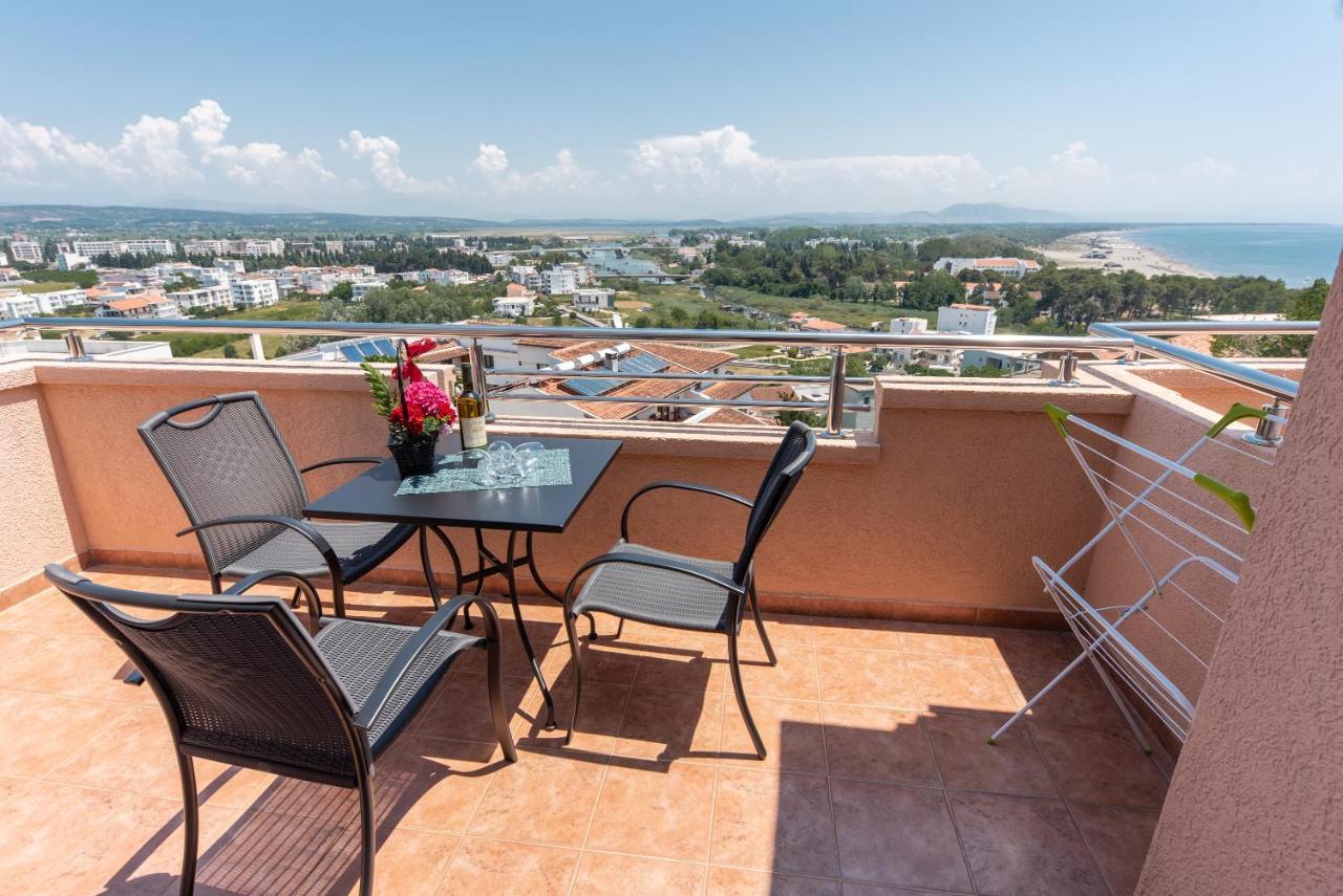Apartments Villa Egzon อุลซิน ภายนอก รูปภาพ