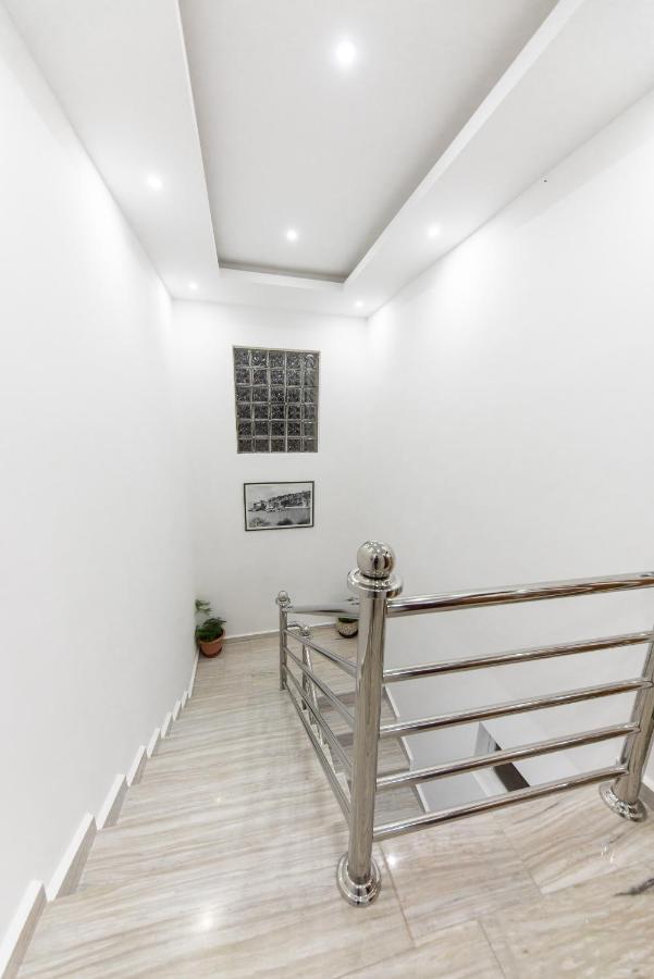 Apartments Villa Egzon อุลซิน ภายนอก รูปภาพ